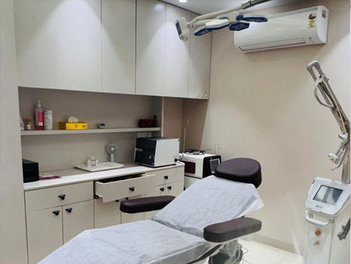 At Skination Clinic, Best Dermatologist in Chattarpur, provides best surgical procedures and advanced anti aging & cosmetic services.